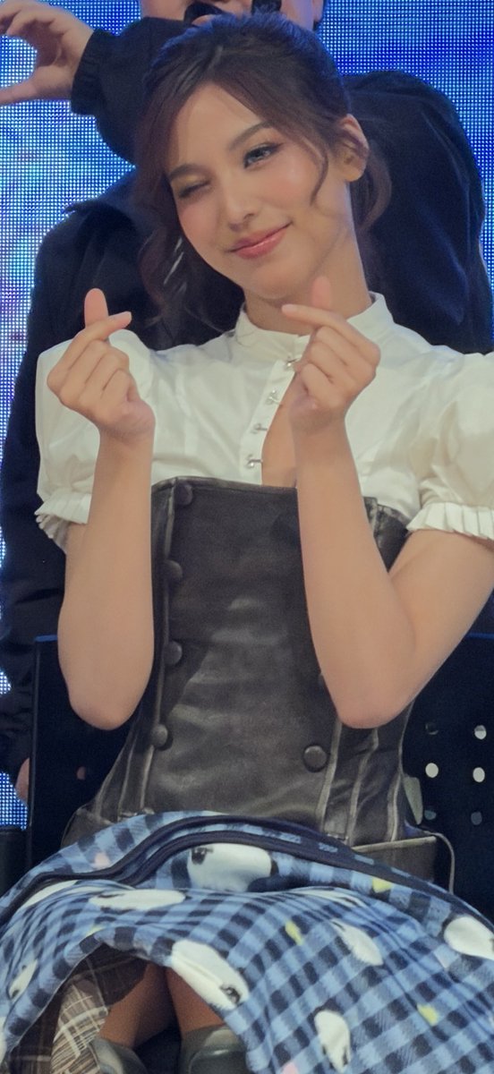 본엠파 tweet media