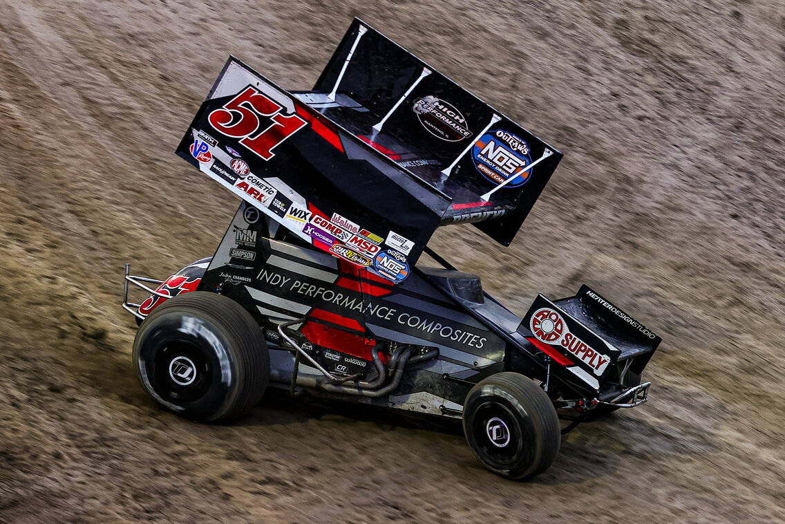Sbogucki84's tweet photo. Survived the chaos last night and ready to push forward for Night #2

📍: @I55Raceway 
🛞: @3stoogesracing 
🏁: @WorldofOutlaws 
📺: @dirtvision 
⌚️: 6:15 CT https://t.co/DsxgPht8Vh