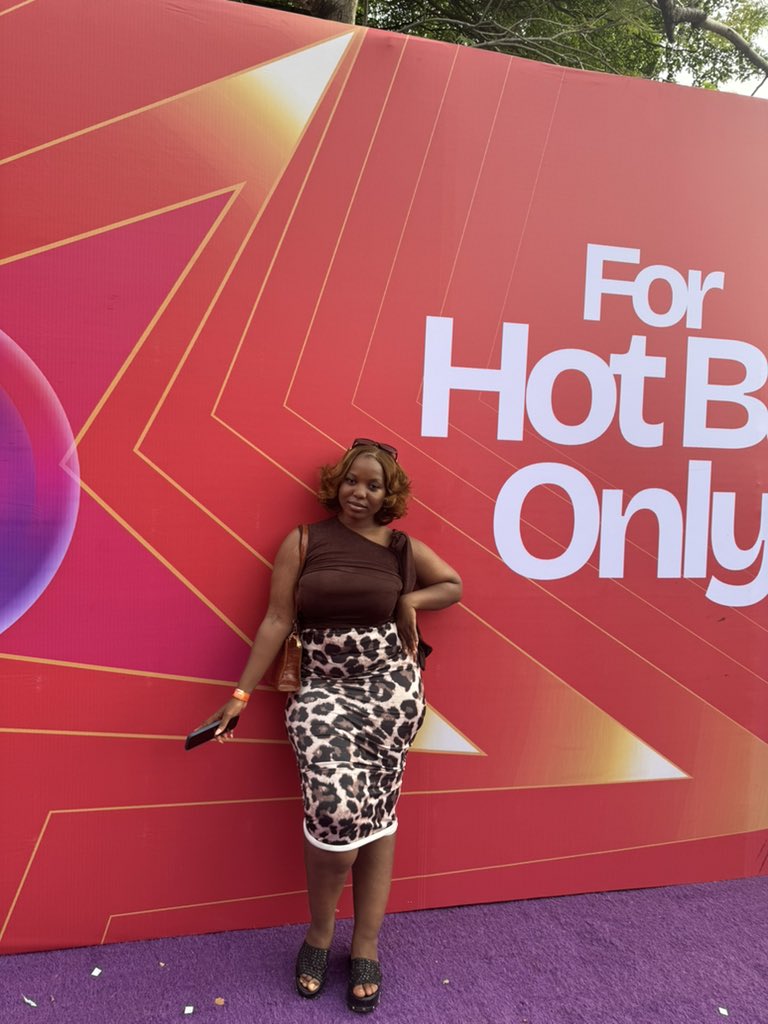 Precious cant afford a sienna tweet media