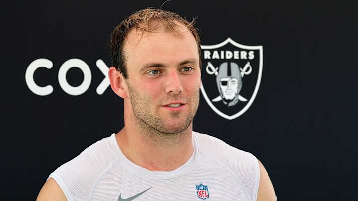 Toxic Locker Room🔥 tweet media