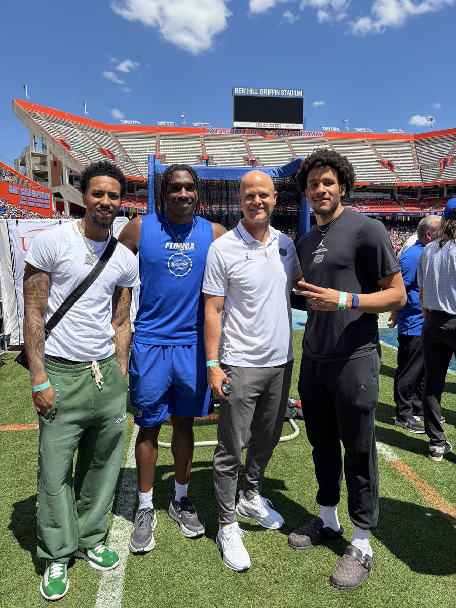 Florida Victorious tweet media