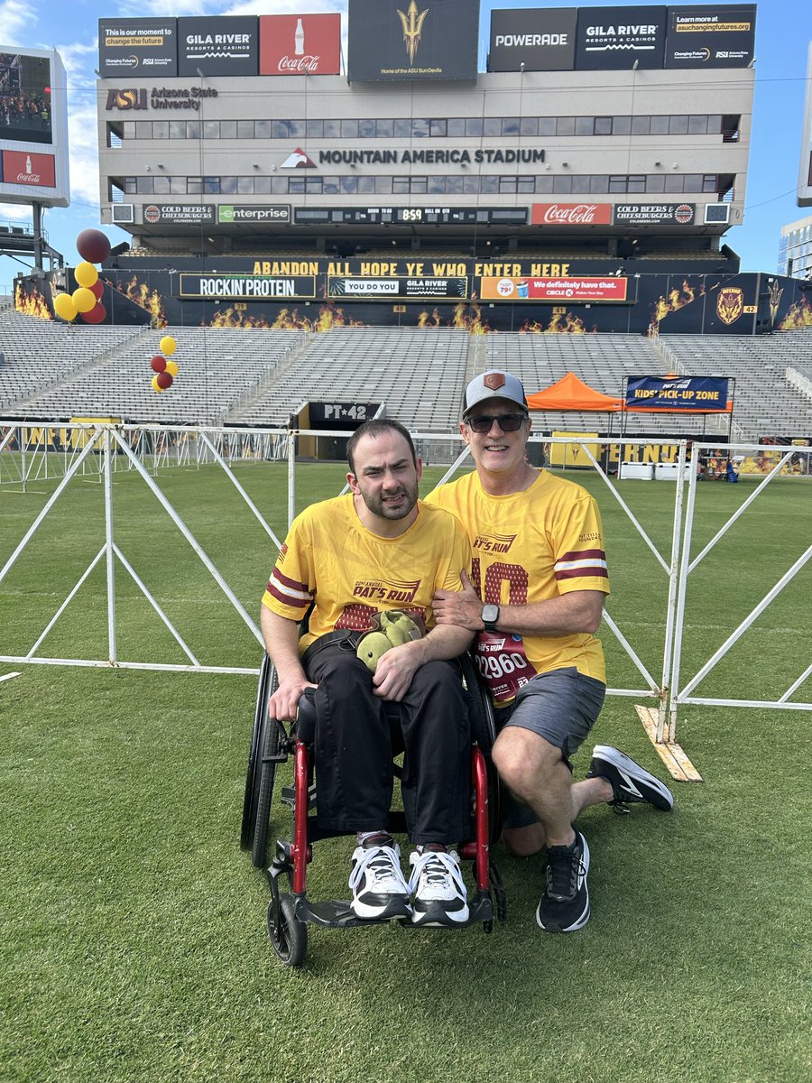 Devil12asu's tweet photo. @pattillmanfnd  A broken wheek didn’t stop him.  Lindy, if you see this, thanks for your kindness. https://t.co/7ylhu4ROFO