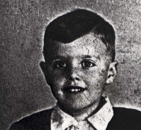 Auschwitz Memorial tweet media