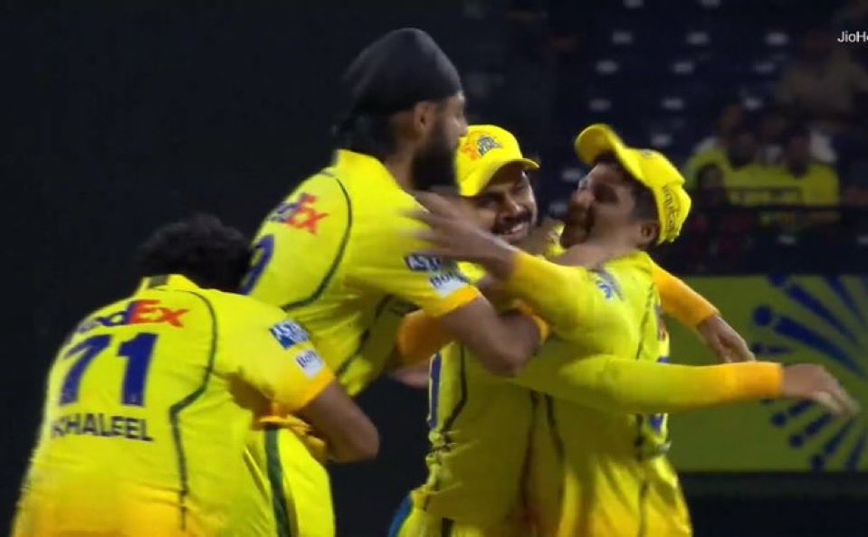 Naman 🏏 tweet media