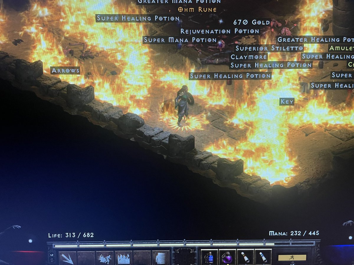 LefterisKGR's tweet photo. 2 Ohm runes dropped in an hour. New fun firewall/blaze build, the importance of positioning makes it feel like Diablo 1! https://t.co/ke0bzAteCY
