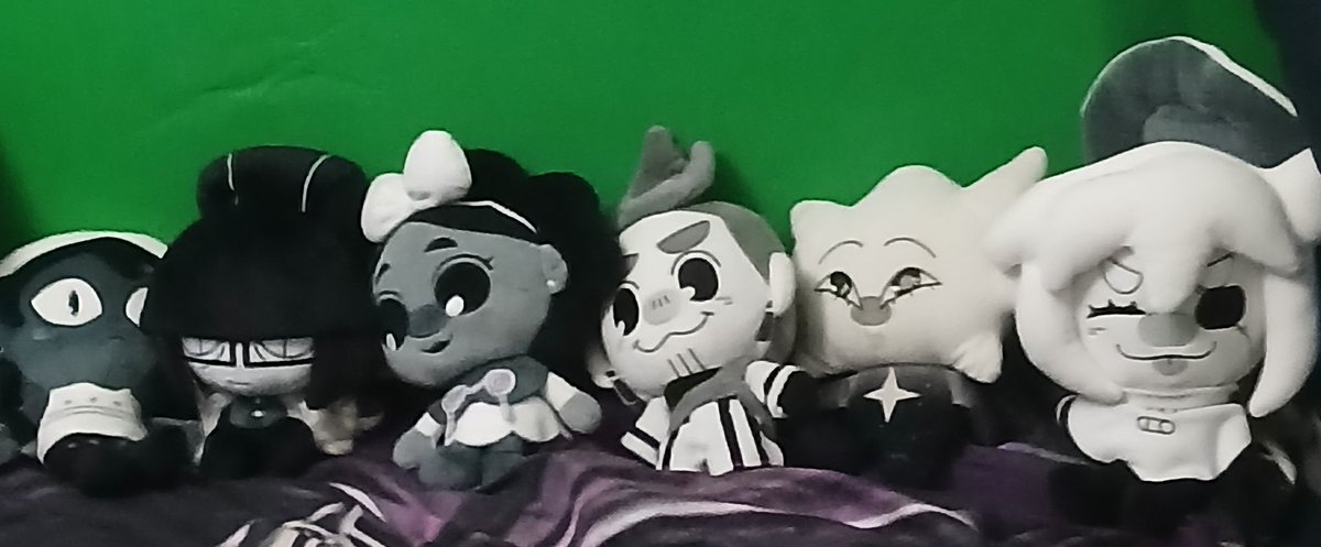 THEYRE ALL HERE MY PRETTYS AWAHEHSGRBW