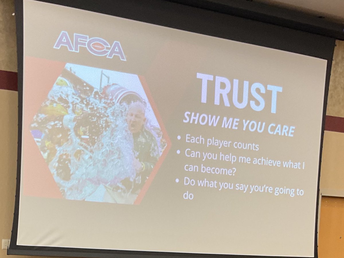 CoachFam's tweet image. Really enjoyed getting to listen to @WeAreAFCA Executive Director - Coach Craig Bohl yesterday. The influence coaches have is unmatched! #Coaching  #NDHSCA