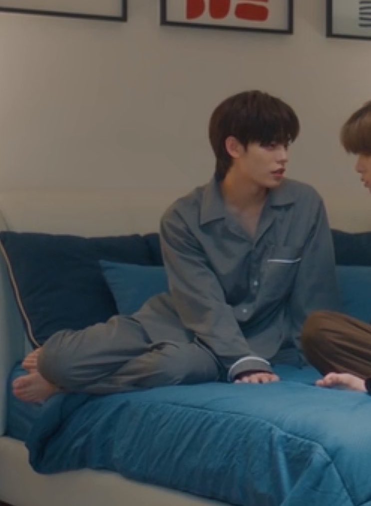 ท่านั่งตอนโสด                                   ตอนมีผัว

DUANG WITH YOU EP11
#ด้วงกับเธอEP11