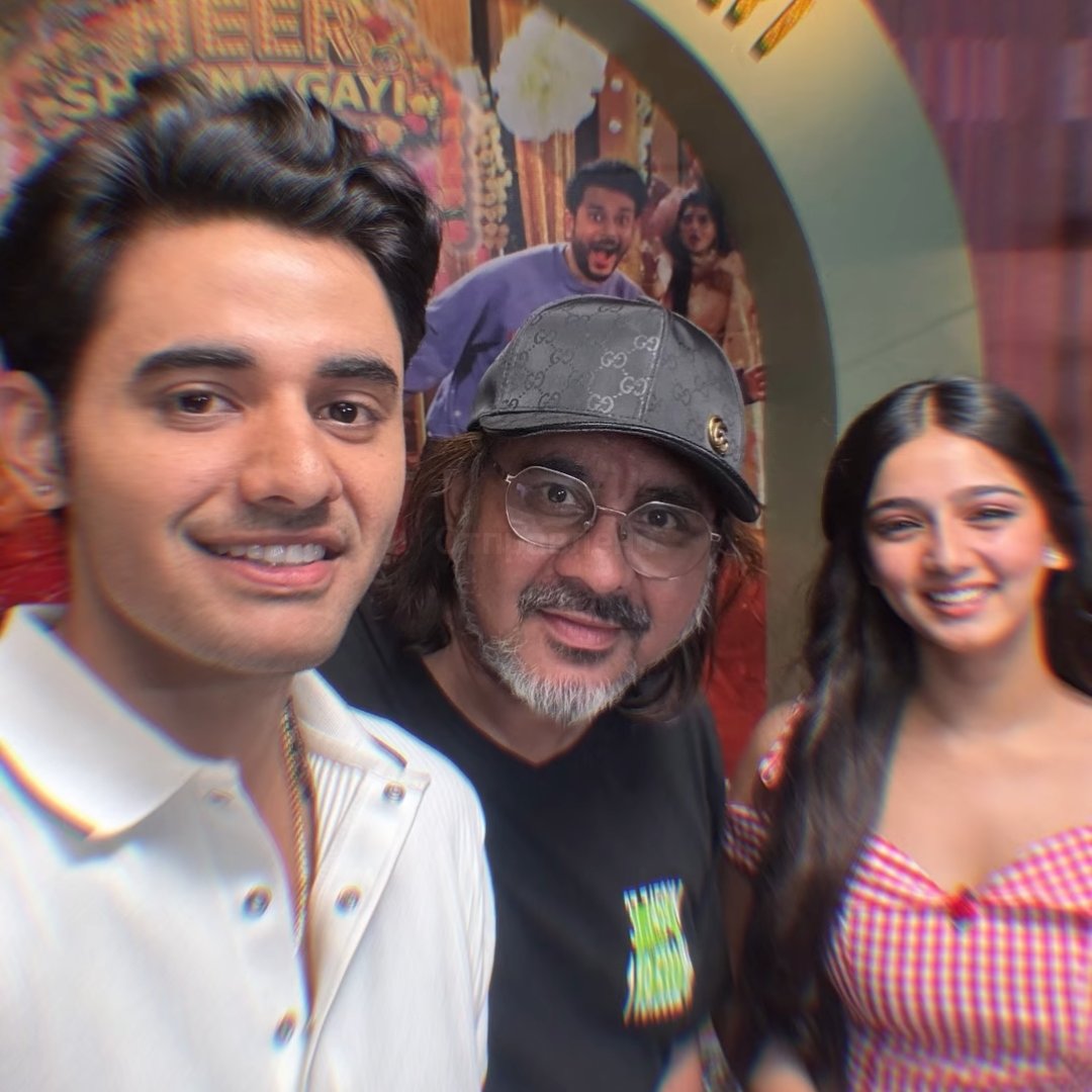 Ru❄️ hope sss a$s burns tweet media