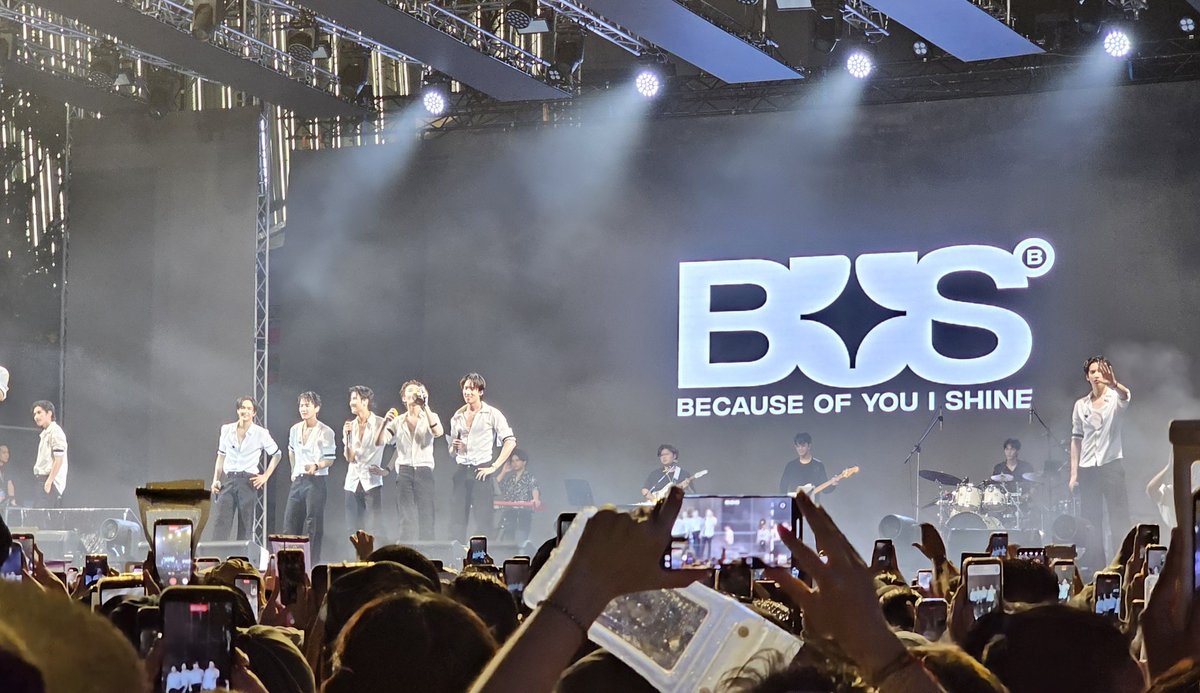 🌸 Newworldz 🌸 มนุษย์iฉื่oe tweet media