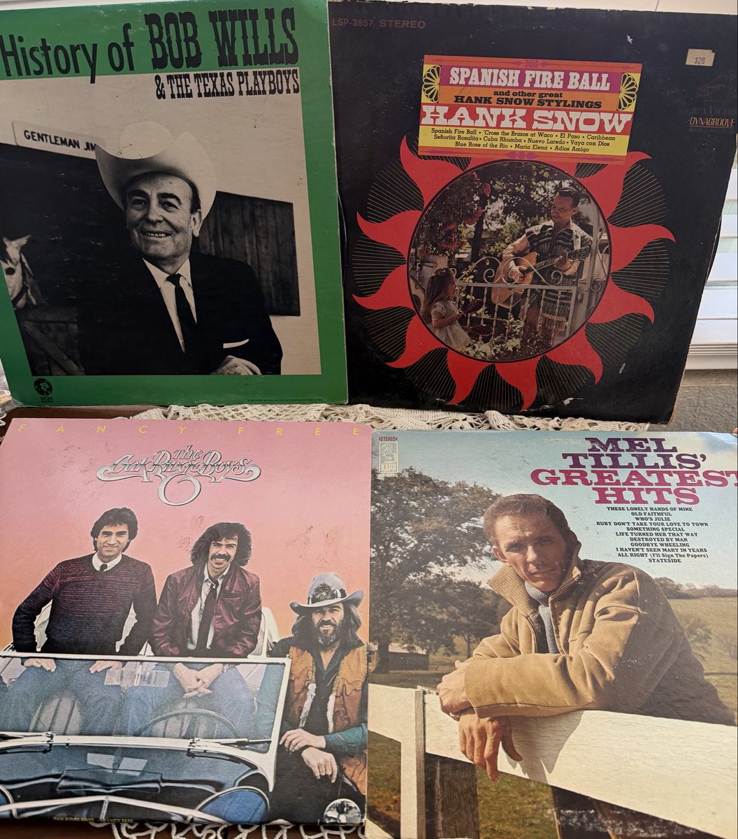 ProudAirForceBrat (@rspiller78) on Twitter photo 