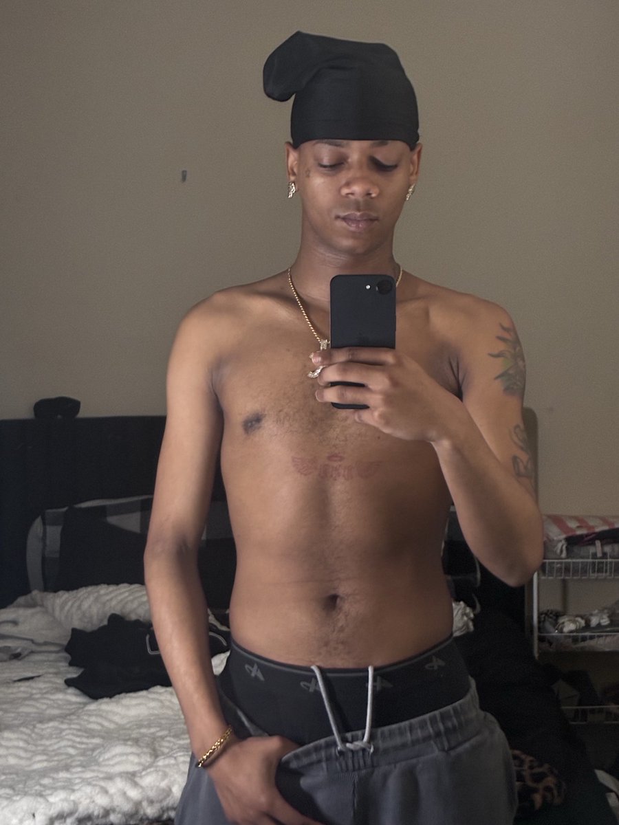 zykebtw's tweet photo. wassam?? 😏 https://t.co/ZOdn6M3joG