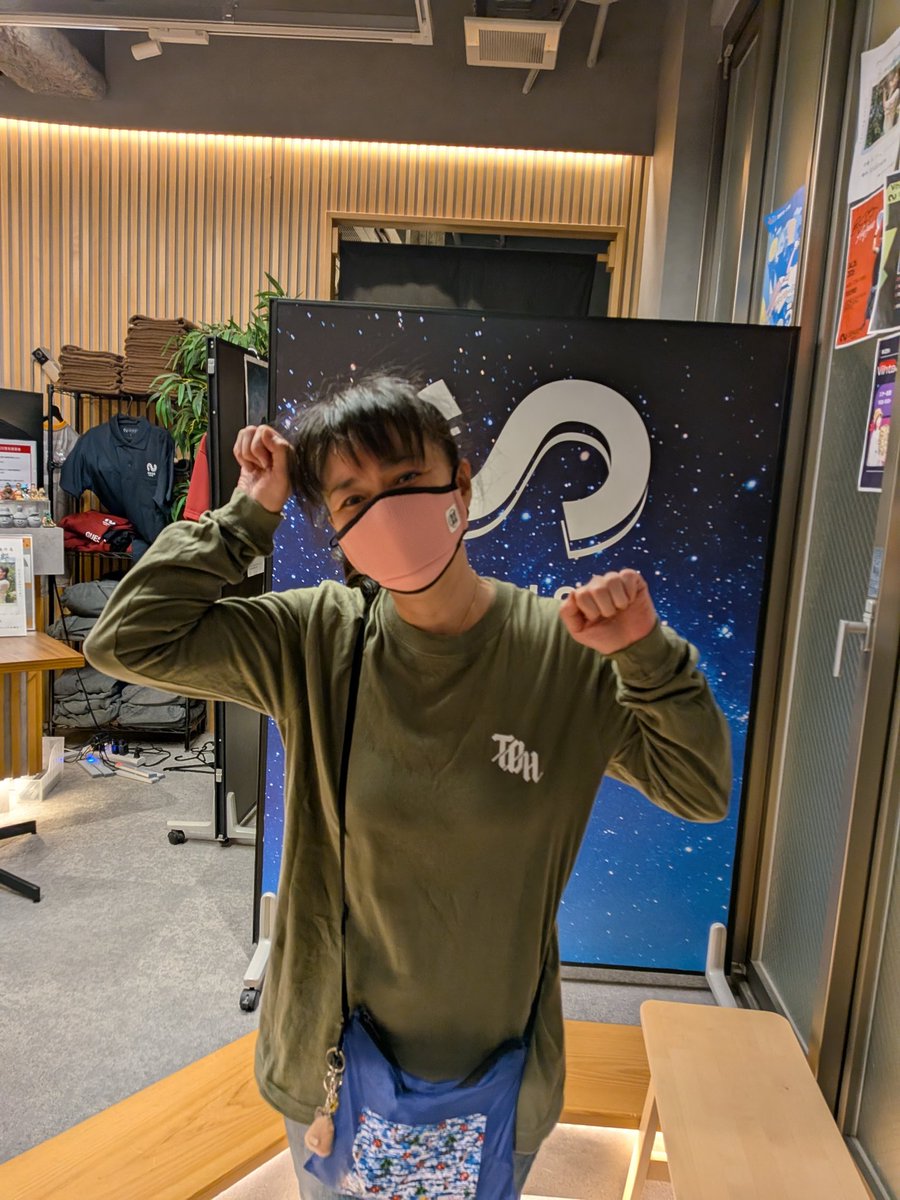 きんのん tweet media