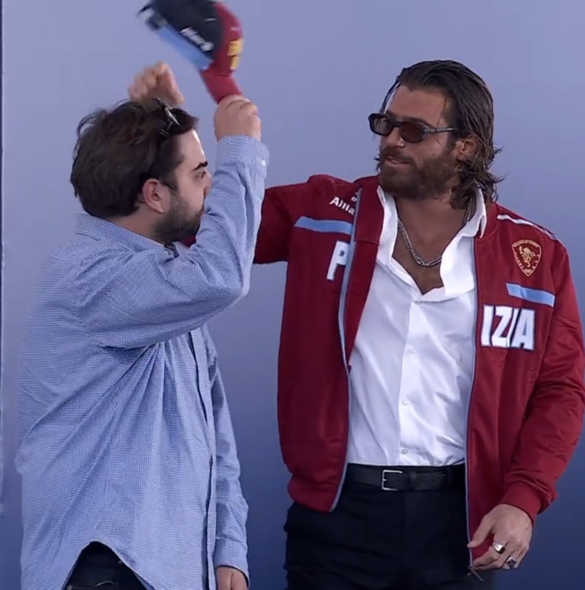 maria1010yo's tweet image. #BRO
 Dos abogados, ¿con barba o sin barba? 
Risas aseguradas 😂
#CanYaman #GiovanniNasta