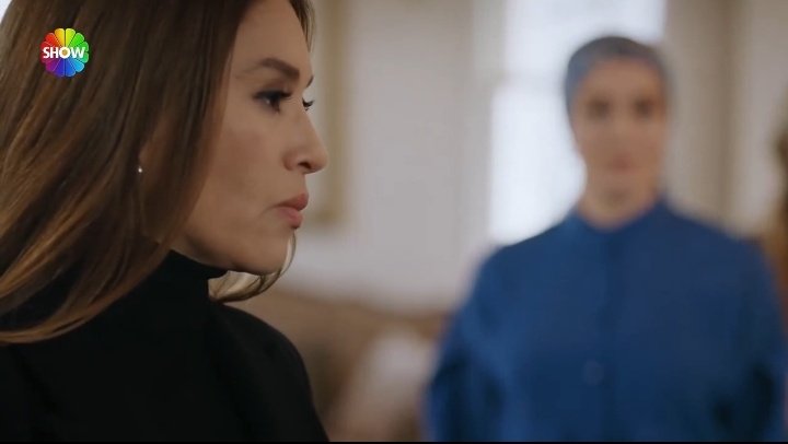 Ise_rousy89's tweet photo. ¡Esta secuencia, Evrim! ¡Estuviste magnífica y regia en esta escena! Eres una artista en toda la extensión de la palabra. Te aplaudo de pie, mujer 👏.
@evrmalsy #EvrimAlasya #Kivilcim https://t.co/IiUDYtaDcf