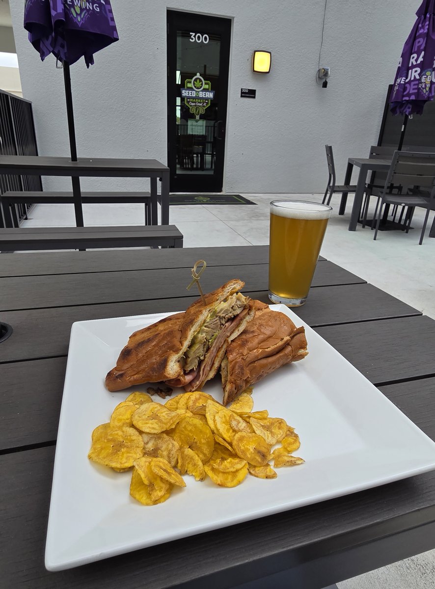 CaloosaBev's tweet photo. Good food deserves a better drink 🍺🔥
Caloosa Kush is available at all @SeedandBeanMkt locations… your lunch just got upgraded!
Pull up, grab a bite, and see what everyone’s been talking about.
#fortmyersfood #capecoralfood #eatlocalfl #craftbeerlife #goodvibesonly https://t.co/yXhDM5jWSb