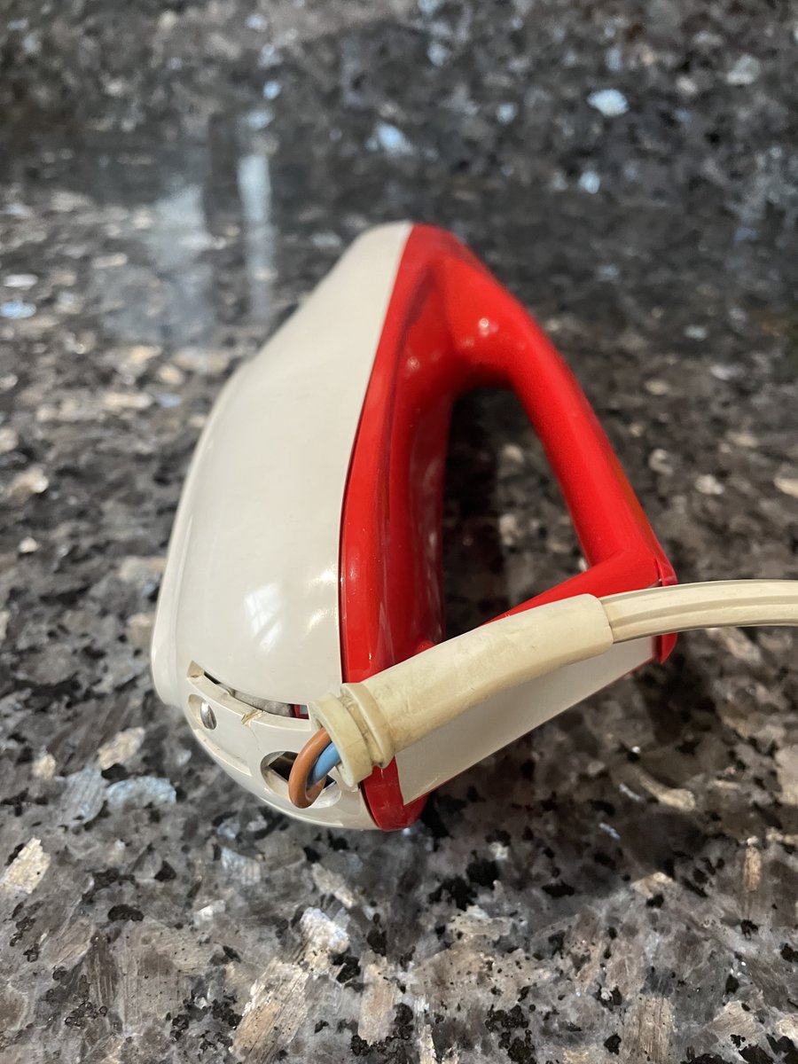 doctor doom diététicien officiel de Gérard Larcher tweet media