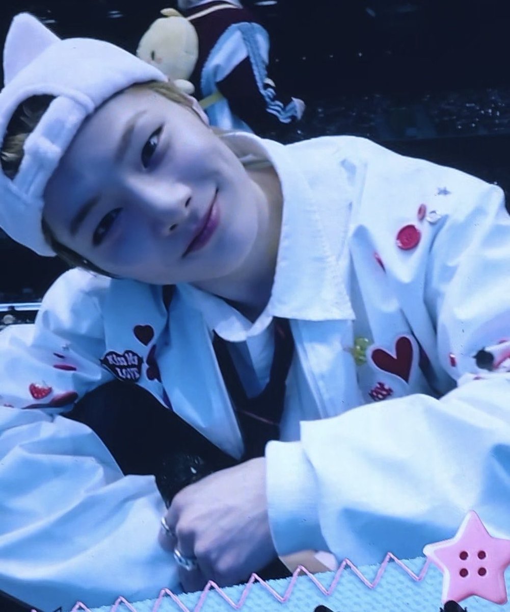 sia ☁️🍞 tweet media