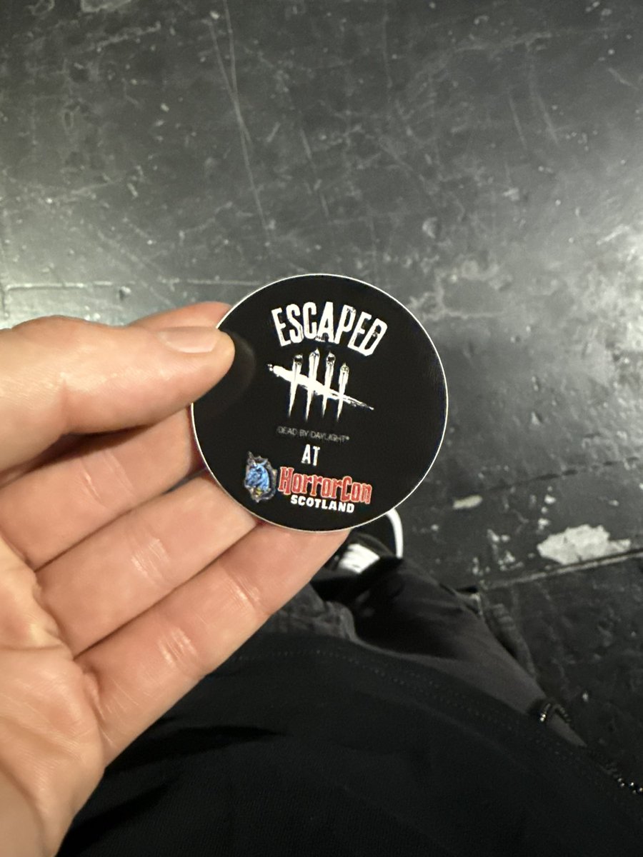 𐕣 uɐɹǝıʞ 𐕣 tweet media