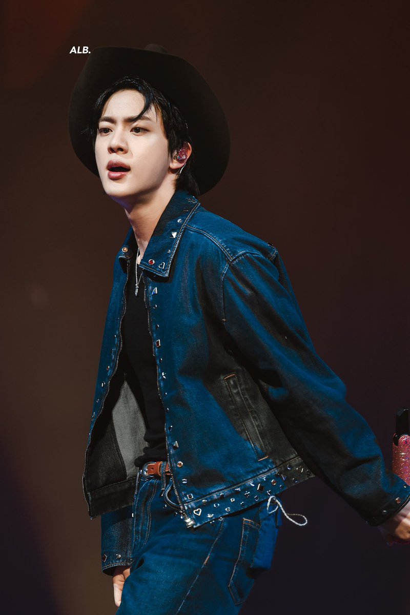 Seokjinism (Fan Account) tweet media