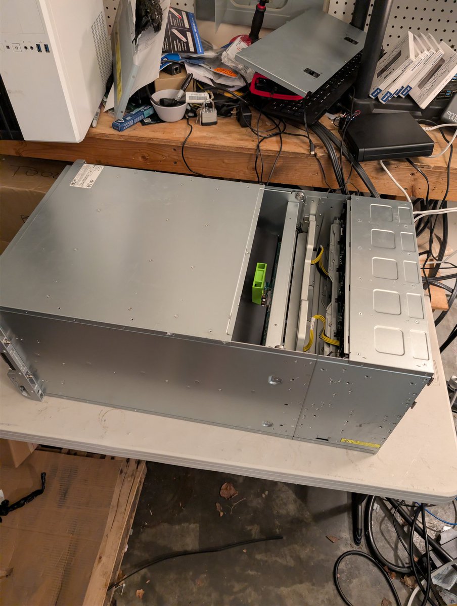 Eric Hartford tweet media