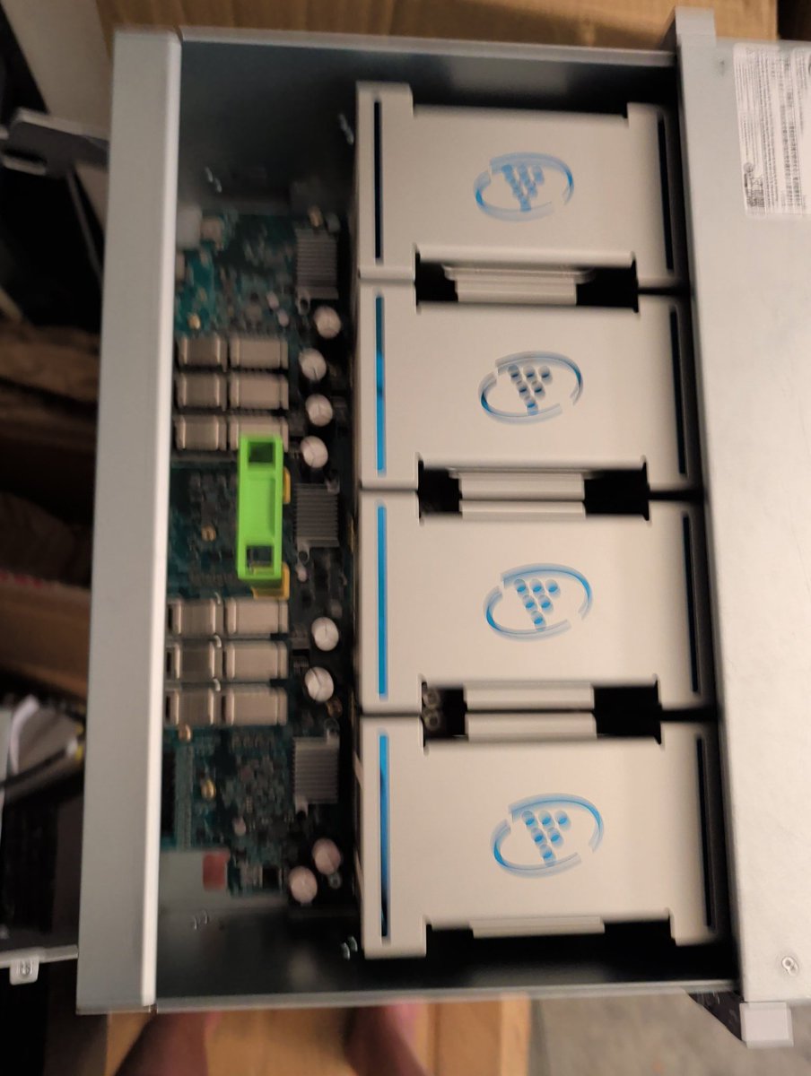 Eric Hartford tweet media