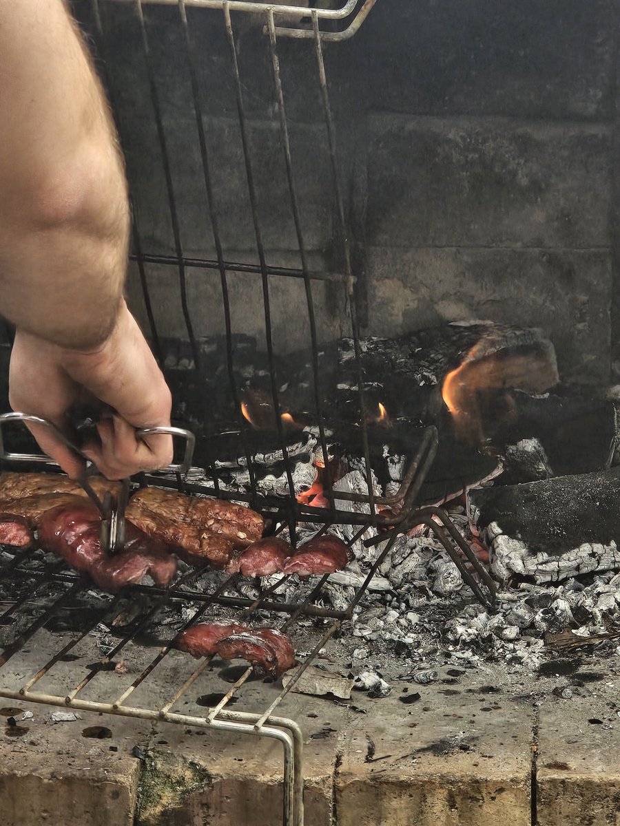 barbacoa ✅️
día de partido ✅️
cami vintage ✅️