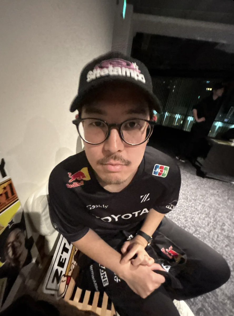 tnspopo's tweet image. はまちさんとBatmanオタクをしました🤓

色んな人とお話できてたのしかったー𝜗𝜚*.
 #ZETAWIN  #ZETASITE