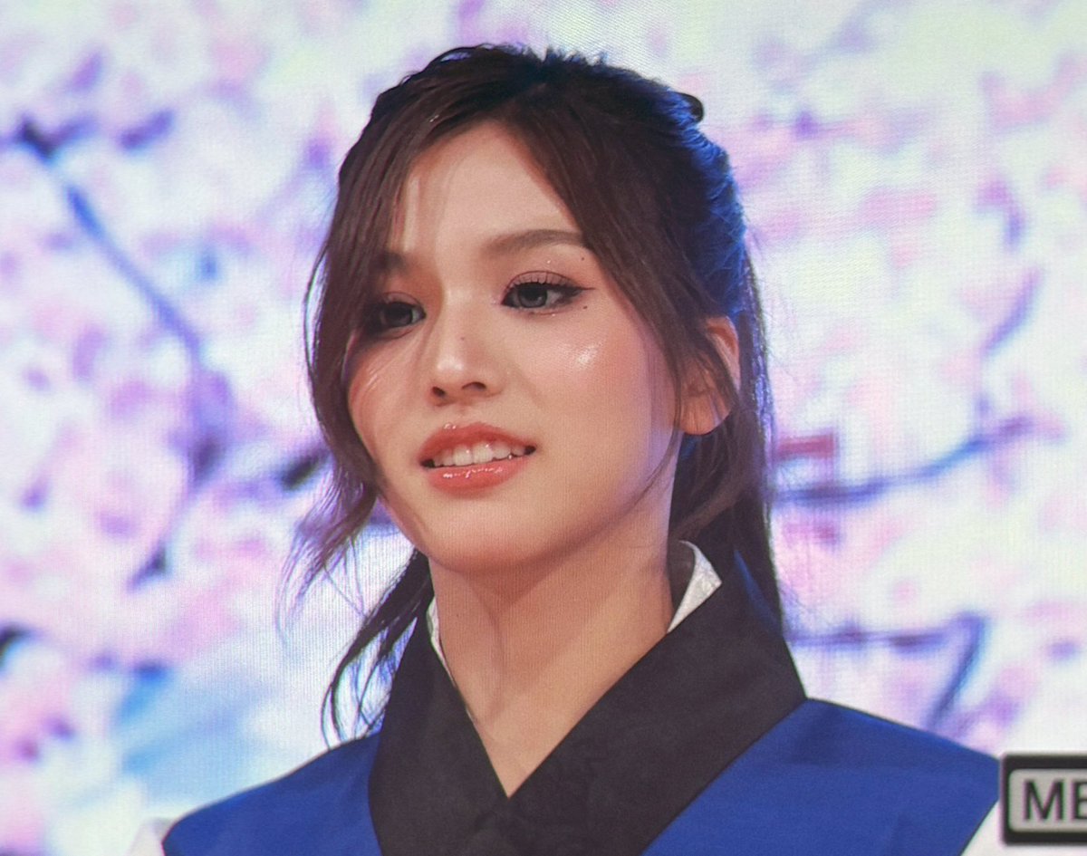 สายลับ𝙿𝚕𝚊𝚖𝚞𝚎𝚔 (ไอหมึก) tweet media