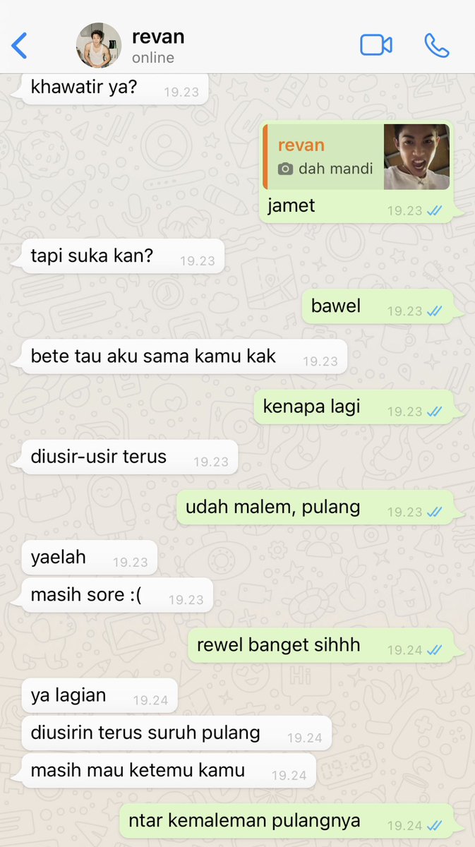 🍍 (CENSOR NAME!) tweet media