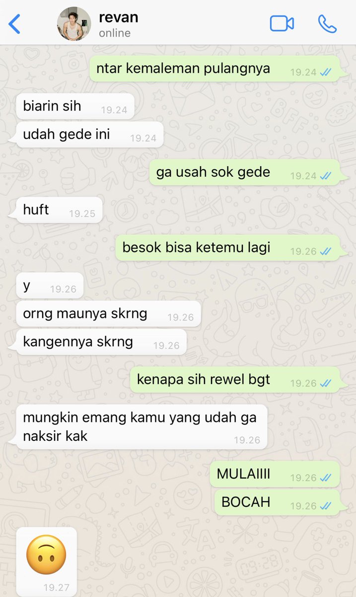 🍍 (CENSOR NAME!) tweet media