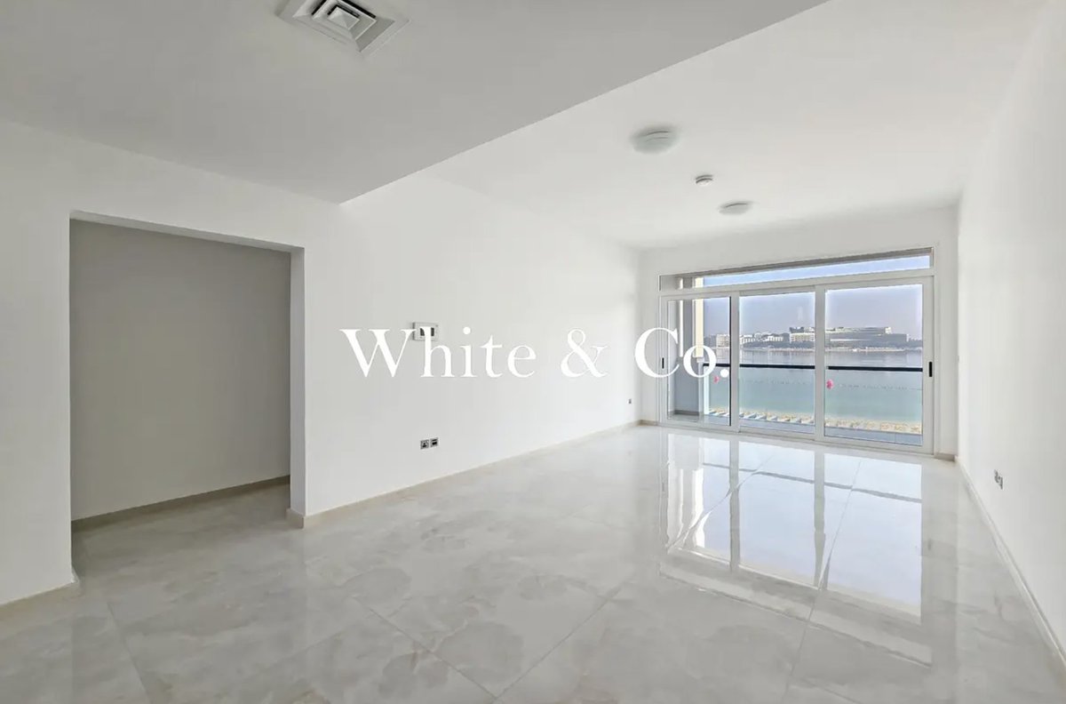 Panic Selling tweet media