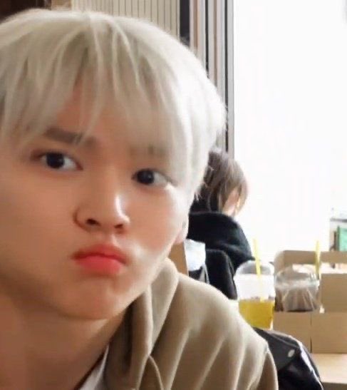 ちょこ tweet media