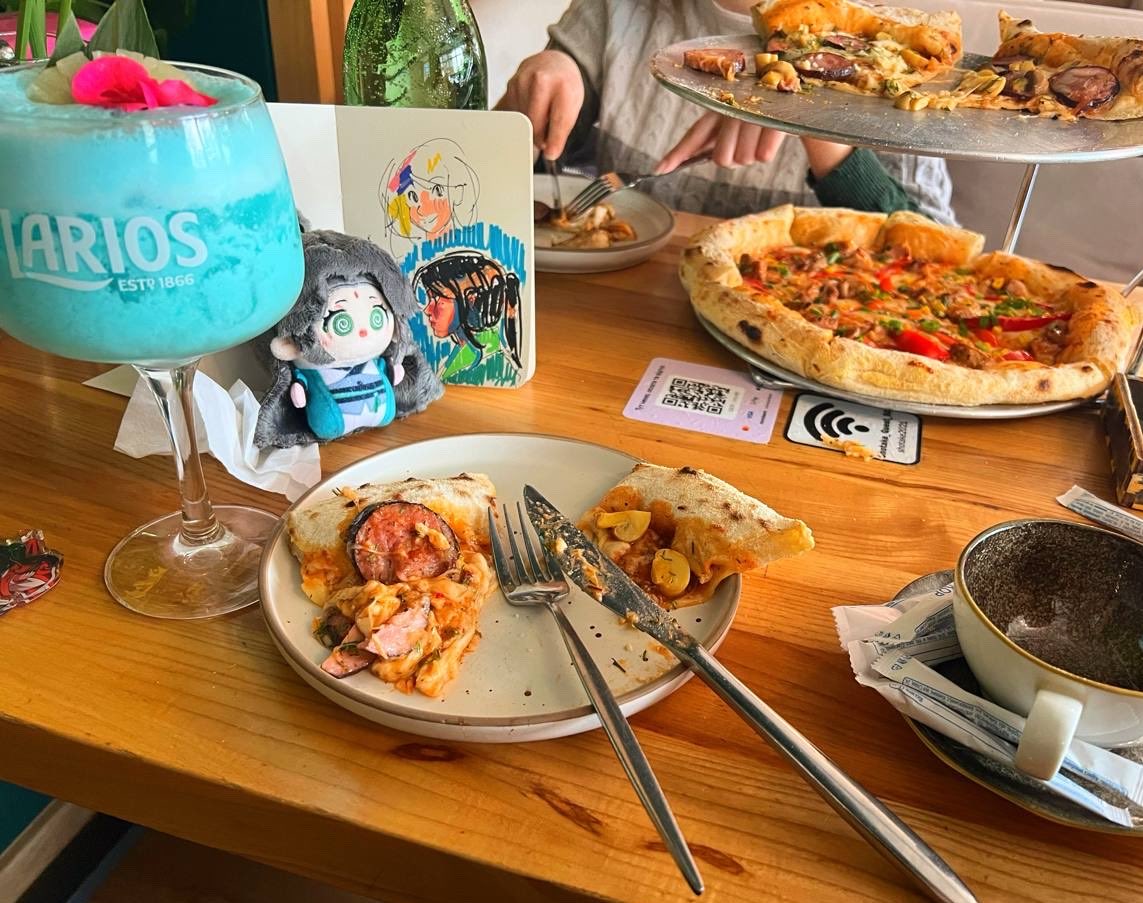 quadratic formula // 🐈‍⬛ tweet media