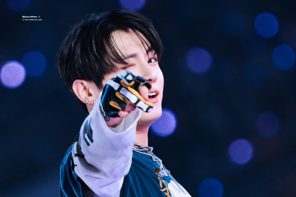 BLACK N WHITE tweet media