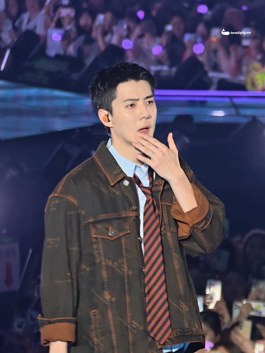 SerendipityLure's tweet photo. #HappySehunDay 
#SEHUN #世勋 #세훈 
#EXO 
다음에 만나자🌸 https://t.co/de2qpCb8VS