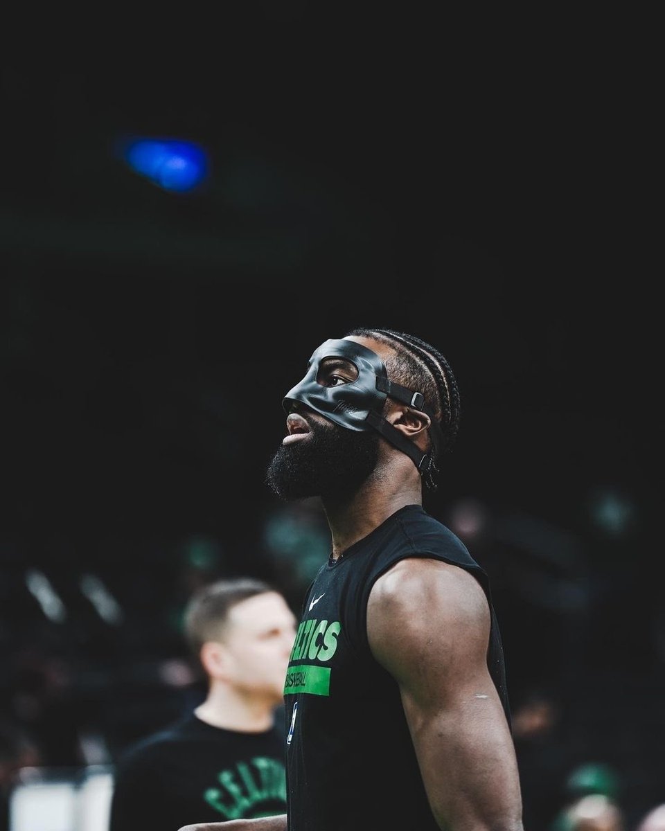 PradaCade tweet media