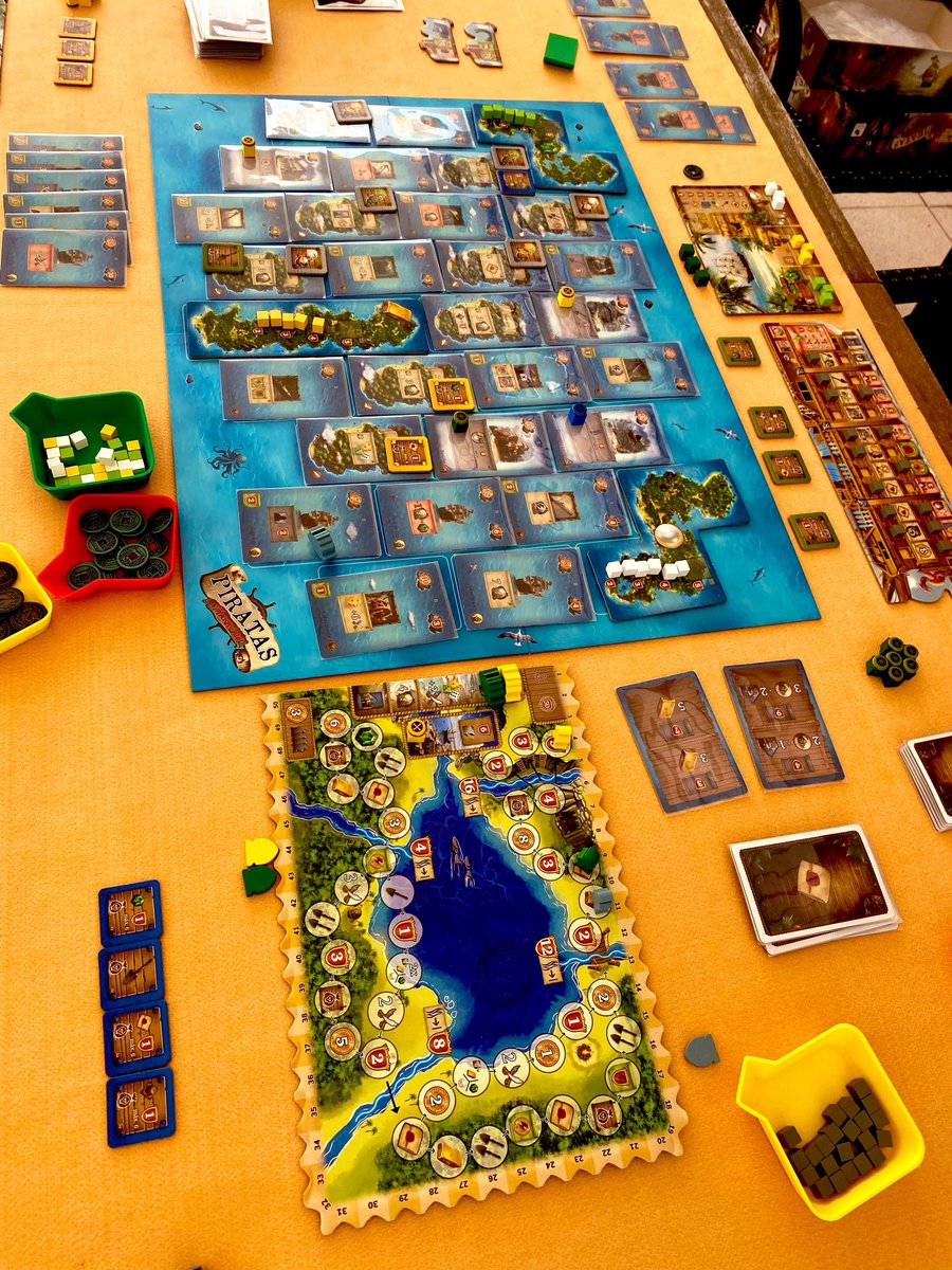 jacodolli's tweet image. Muy bueno #PiratasdeMaracaibo 🫵🏻 #juegosdemesamodernos #bgg @MasQueOca