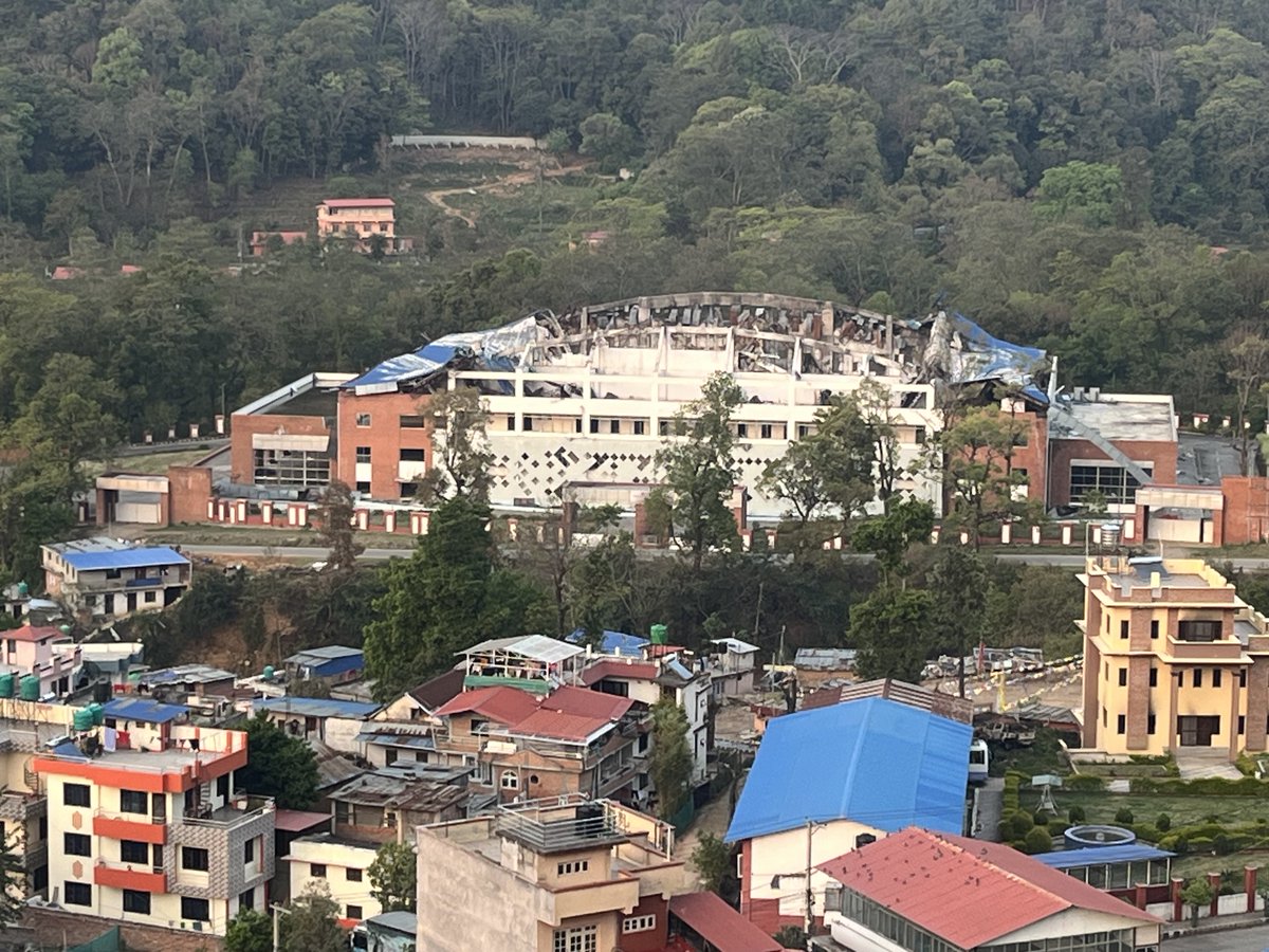 गोदावरीका स्कुले जेनजी केटाकेटीले जलाई दिएको गोदावरी सभाहल, आजै देखेको।