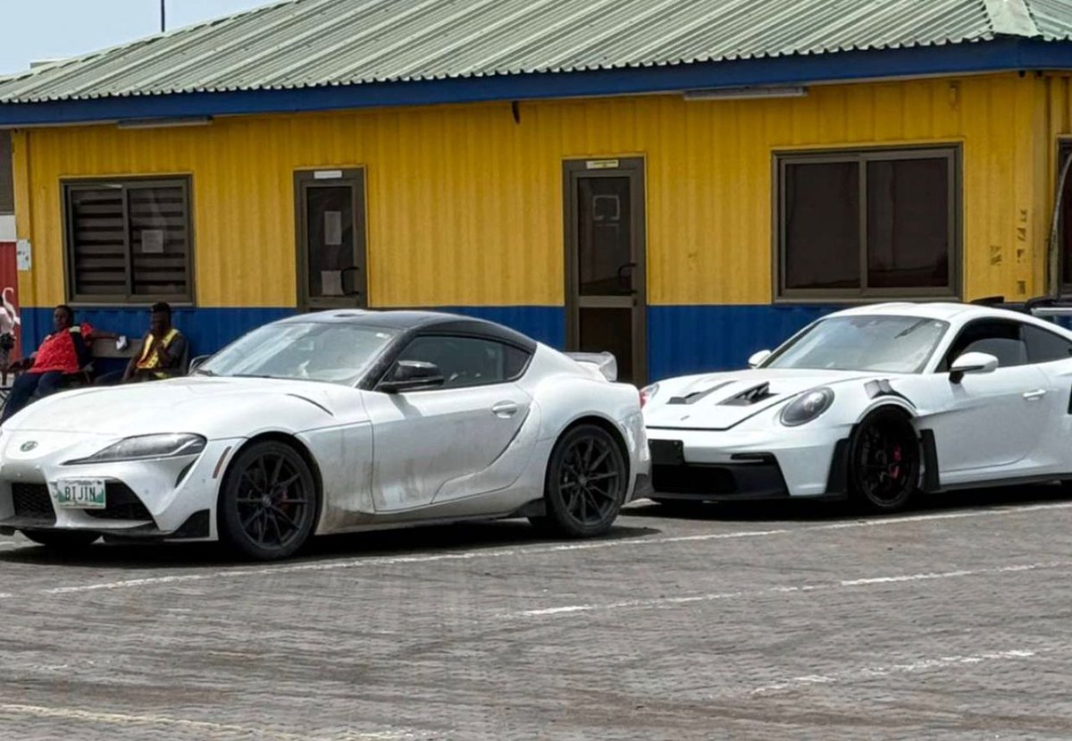 Outside With Darkseid🦉 tweet media