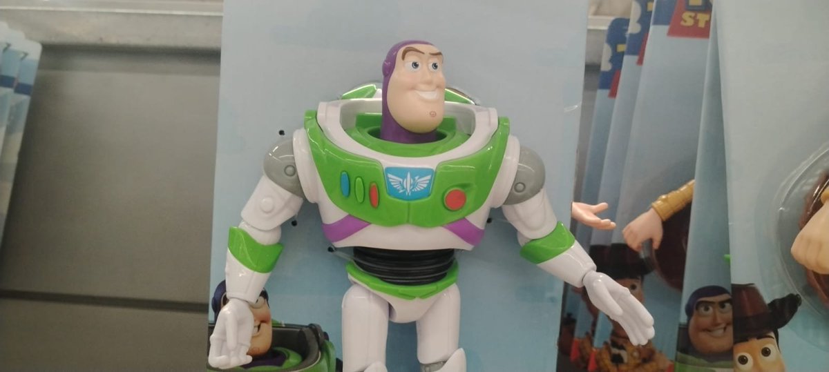 BUZZ
LIGHTYEAR

The world's greatest hero! Now the world's LAMEST toy

Wtf is this? Bro literally looks unfinished.