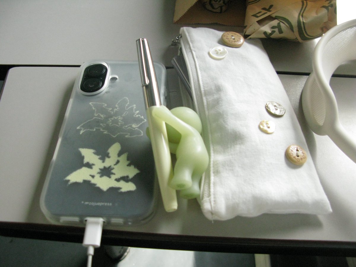 wooyeon.. tweet media