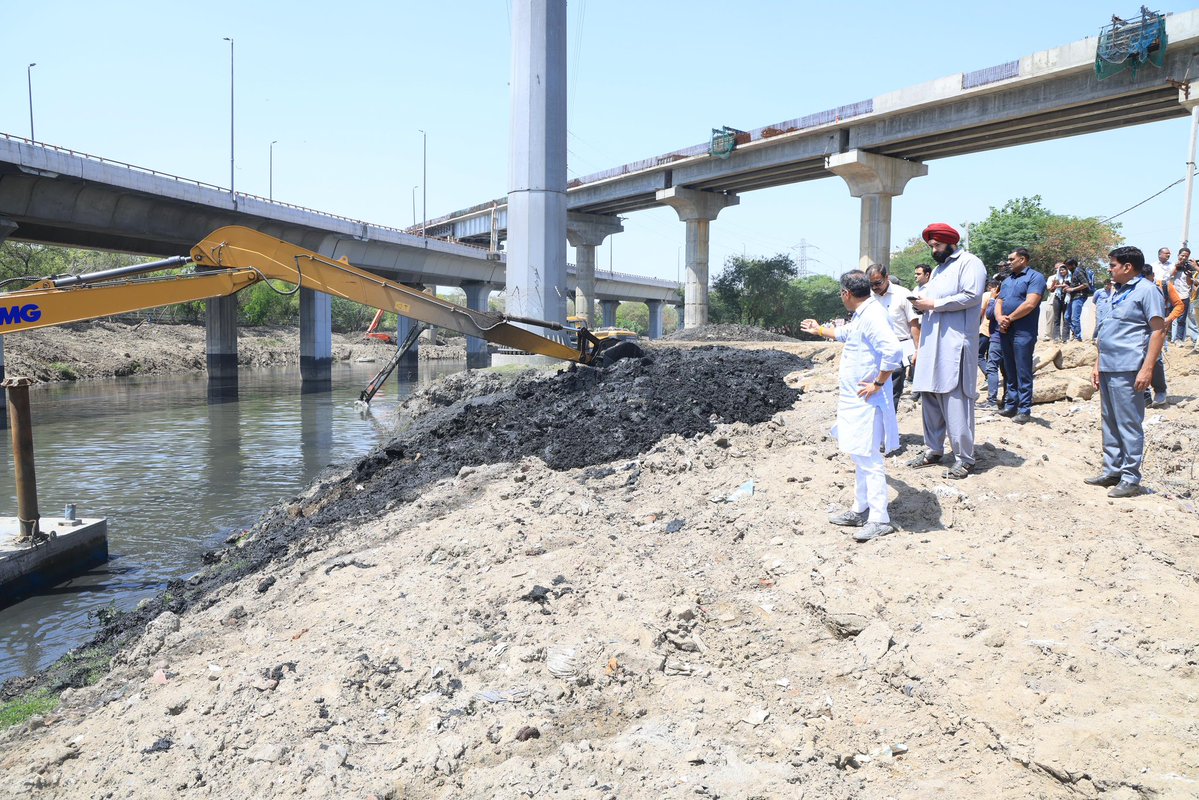 Harsh Kumar tweet media