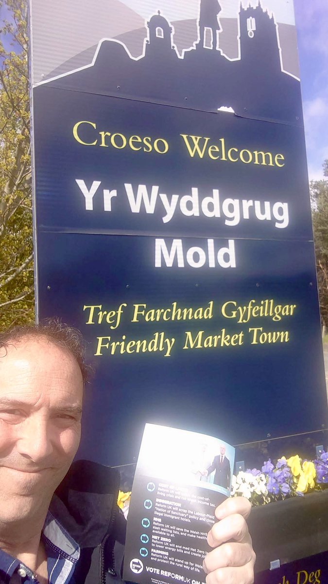 ReformDaily_'s tweet image. ⛅ Kristian Selkeld out in Mold with Reform Clwyd - on the doorstep in all weathers

“The sun’s out, it’s chilly but we’re out this afternoon &amp;amp; was this morning too”

Vote Reform UK Wales 🏴󠁧󠁢󠁷󠁬󠁳󠁿

#ReformUK #Wales #LocalElections