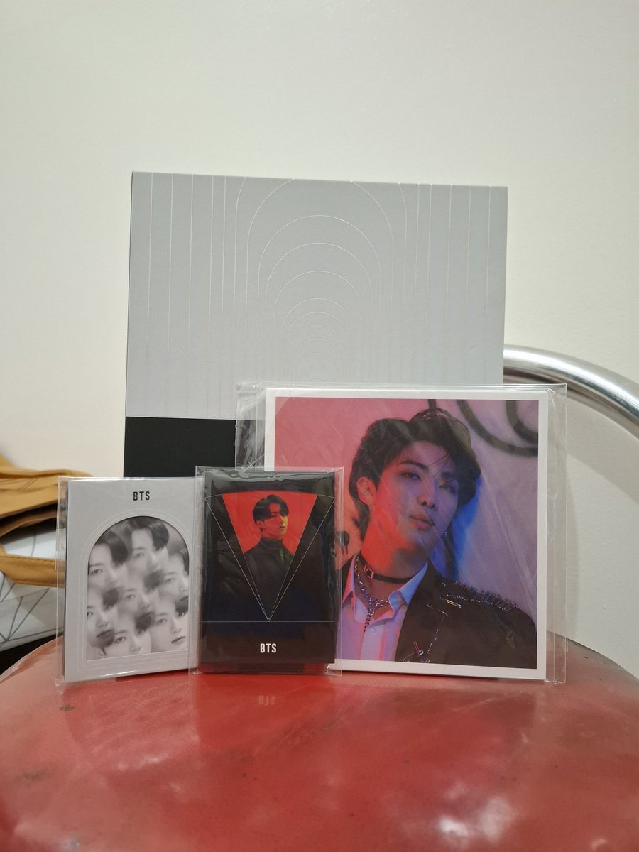 avi⁷ | wts lfb bts txt svt pc tweet media