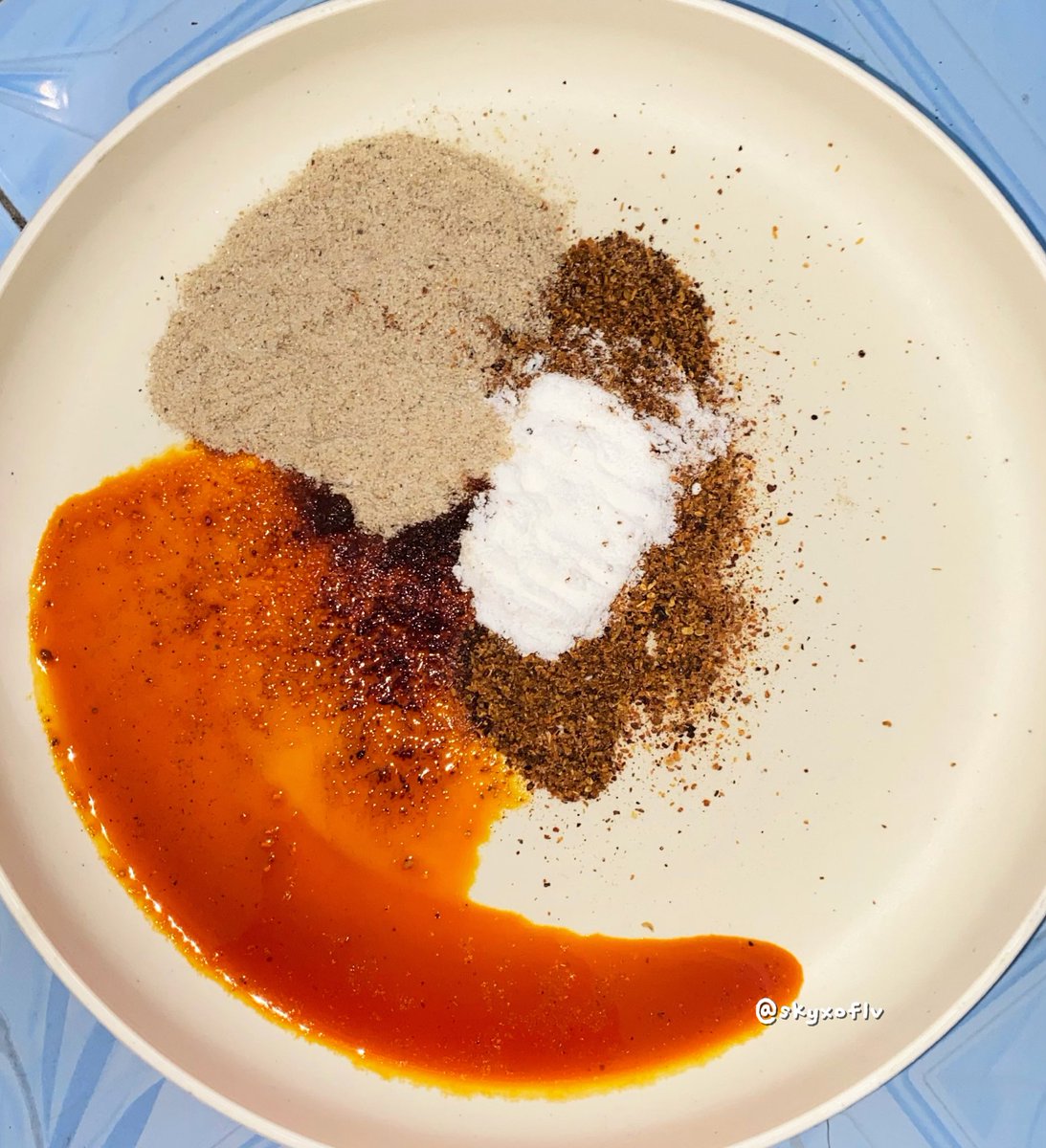 its me🦋 tweet media