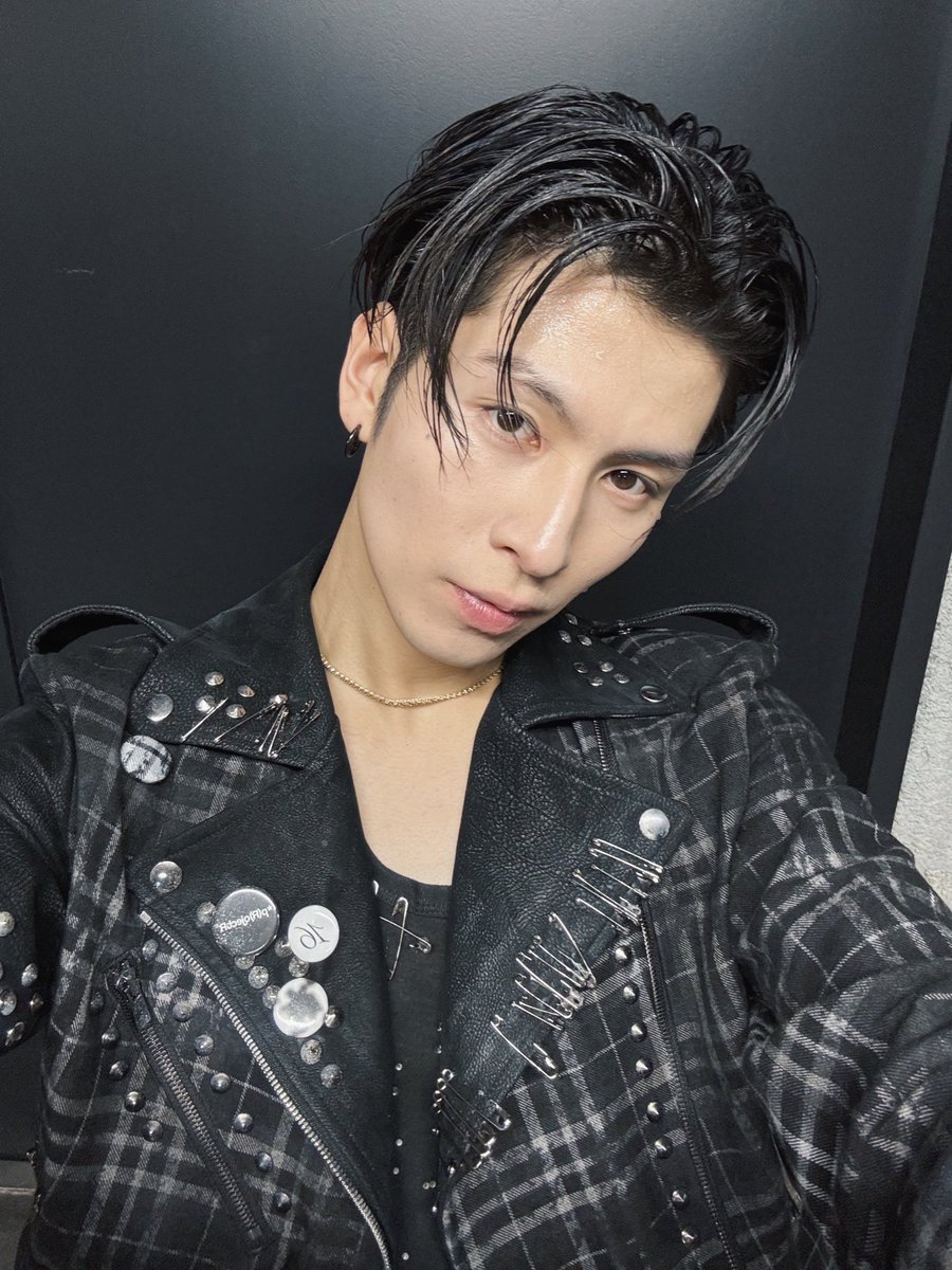 長谷川慎 tweet media