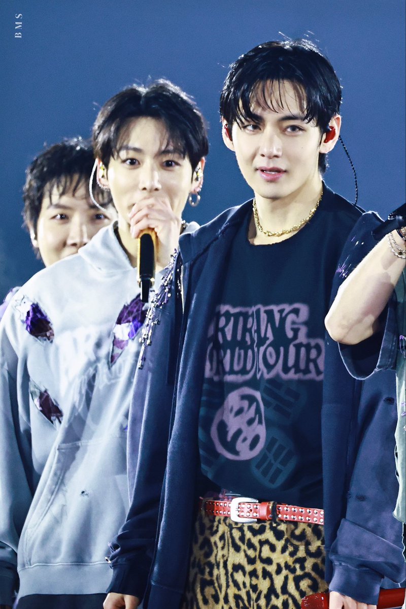 ByMySide∞KookV tweet media