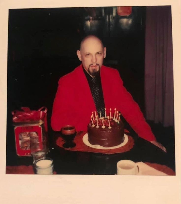 𝐌𝐢𝐥𝐝𝐨𝐧 🜏𖤐 tweet media