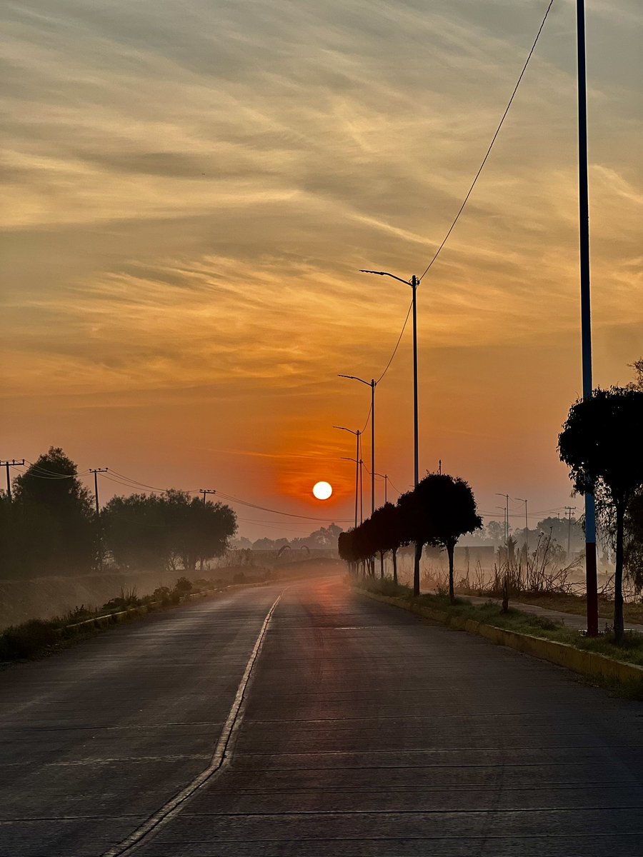 GrifaldoJr's tweet photo. Buenos dias Zumpango ☀️ 🌥️ https://t.co/zaANYP43kP